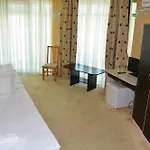 Juli Hotel