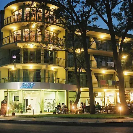 酒店 Juli 阳光海滩
