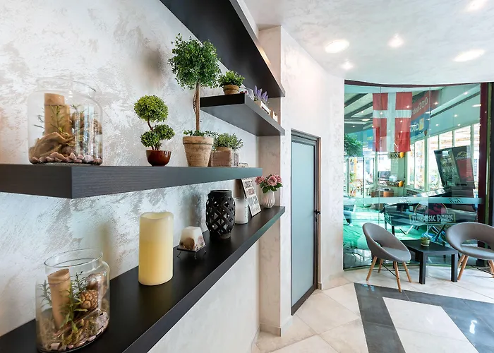 Hotell Juli Slăntjev Brjag