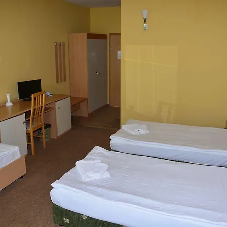 Hotel Juli 3*